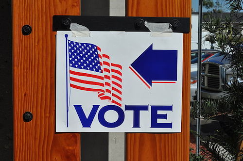 640px-Voting_United_States.jpg