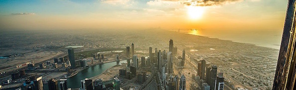Dubai_Sunset_from_Burj_Khalifa.jpg