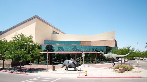 New_Mexico_Museum_of_Natural_History_front.JPG