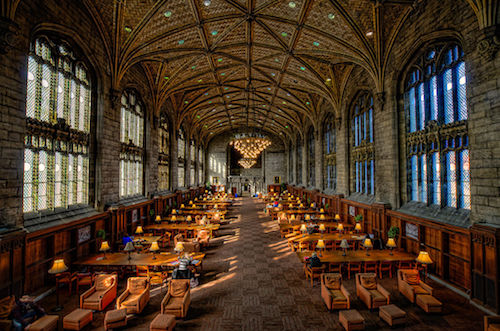 University_of_Chicago,_Harper_Library.jpg