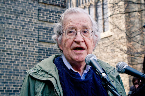 Noam_Chomsky_Toronto_2011.jpg