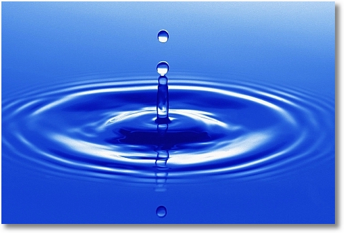 water_drop_causing_a_ripple.jpg